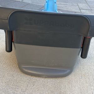 Uppa baby Vista CarSeat Car Adapter